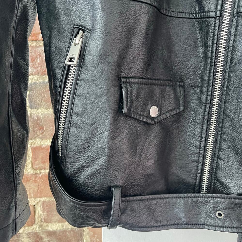 Levi's Women's Large Black Faux Leather Moto Jacket Belted Biker Zip - Picture 6 of 16